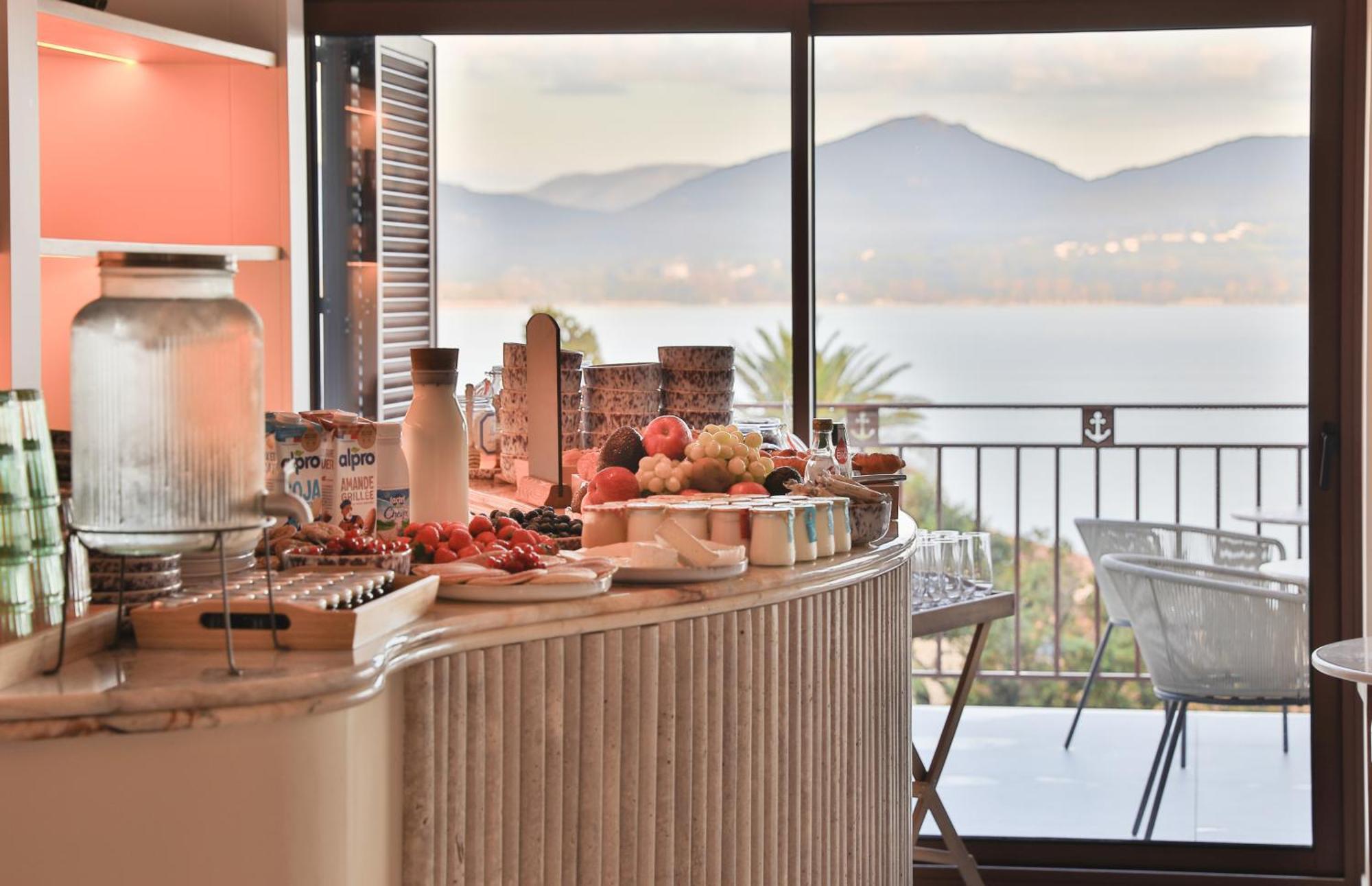 Hotel Tinah Saint-Tropez Exterior foto